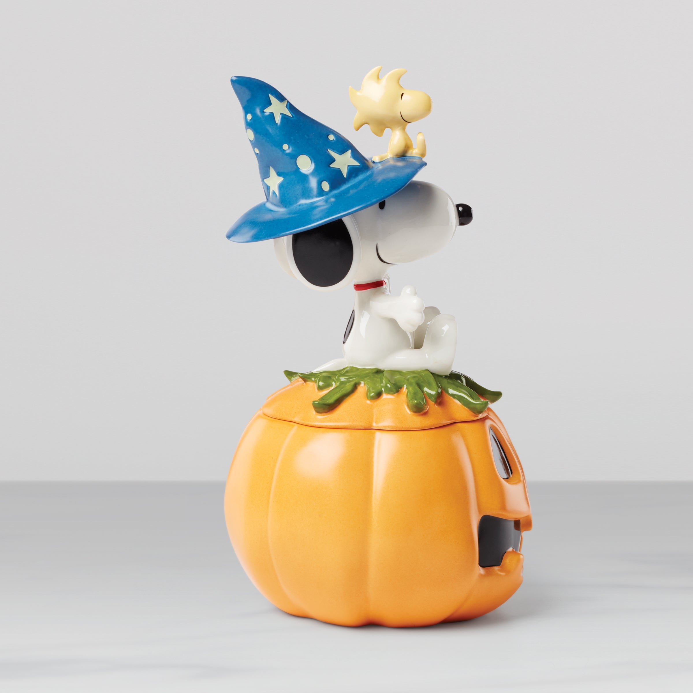 Lenox Premium The Great Pumpkin Covered Candy Dish - Image 5
