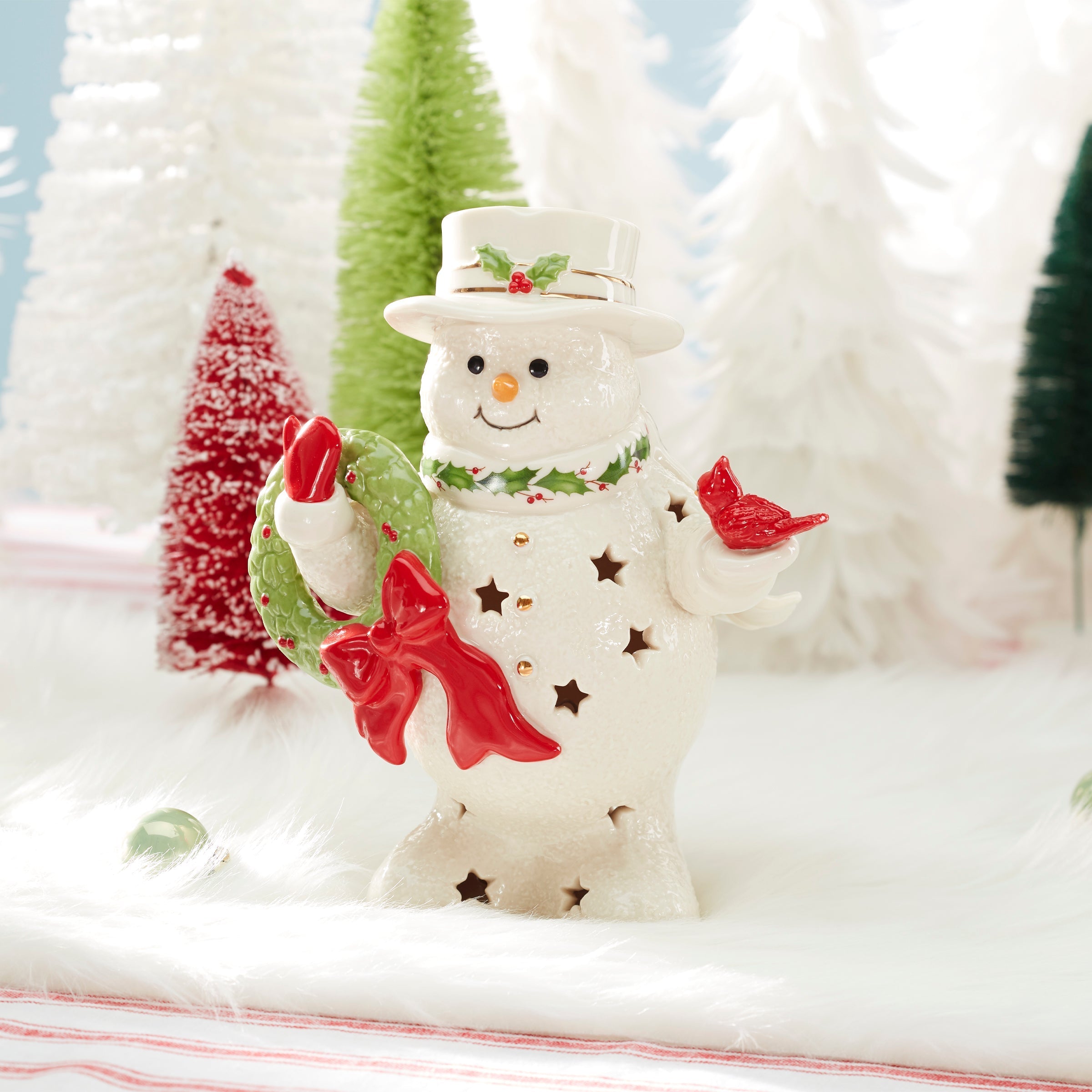 Lenox Premium Happy Holly Days Snowman Holding Wreath Figurine - Image 3