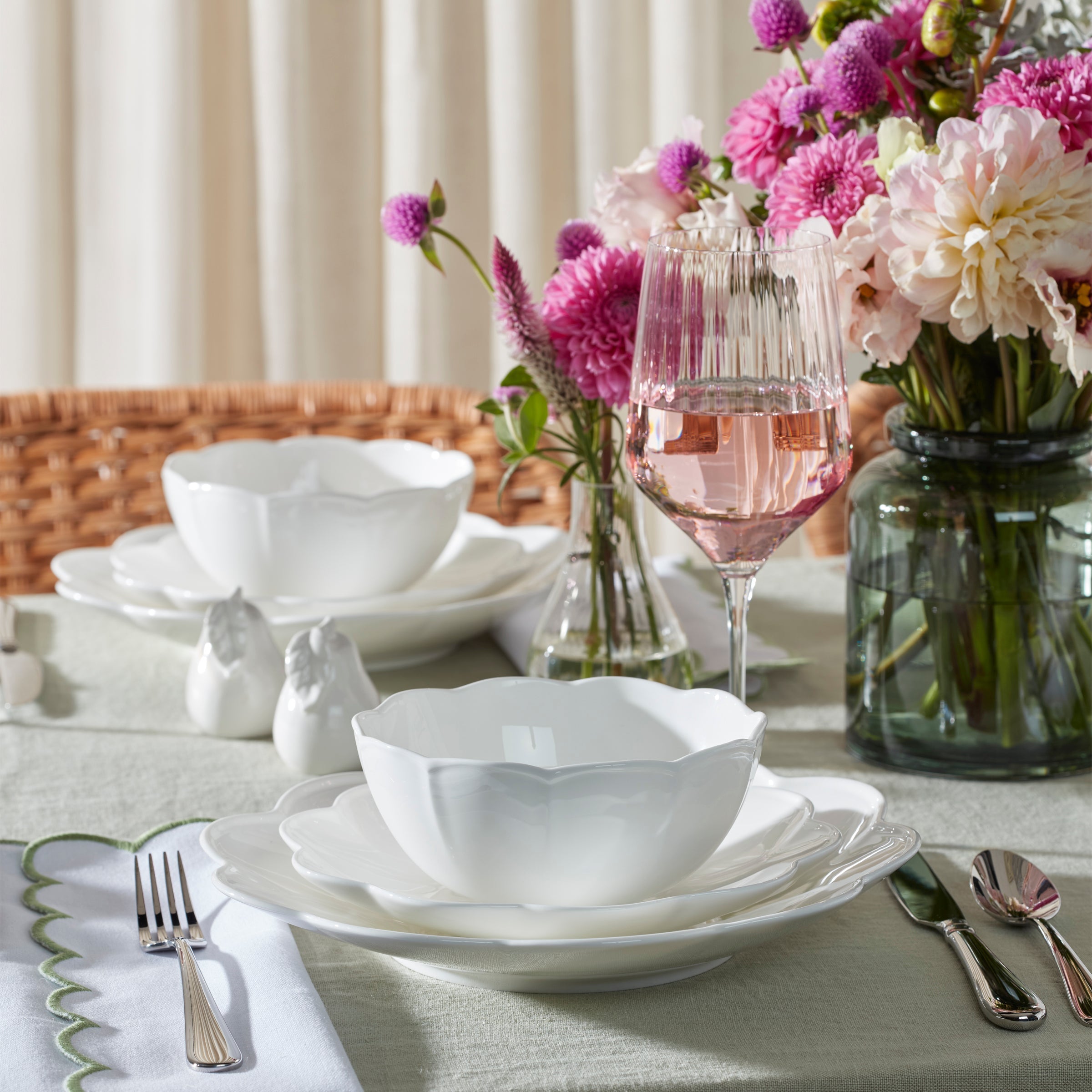 Lenox Premium Studio 1414 Scallop 12-Piece Dinnerware Set - Image 12