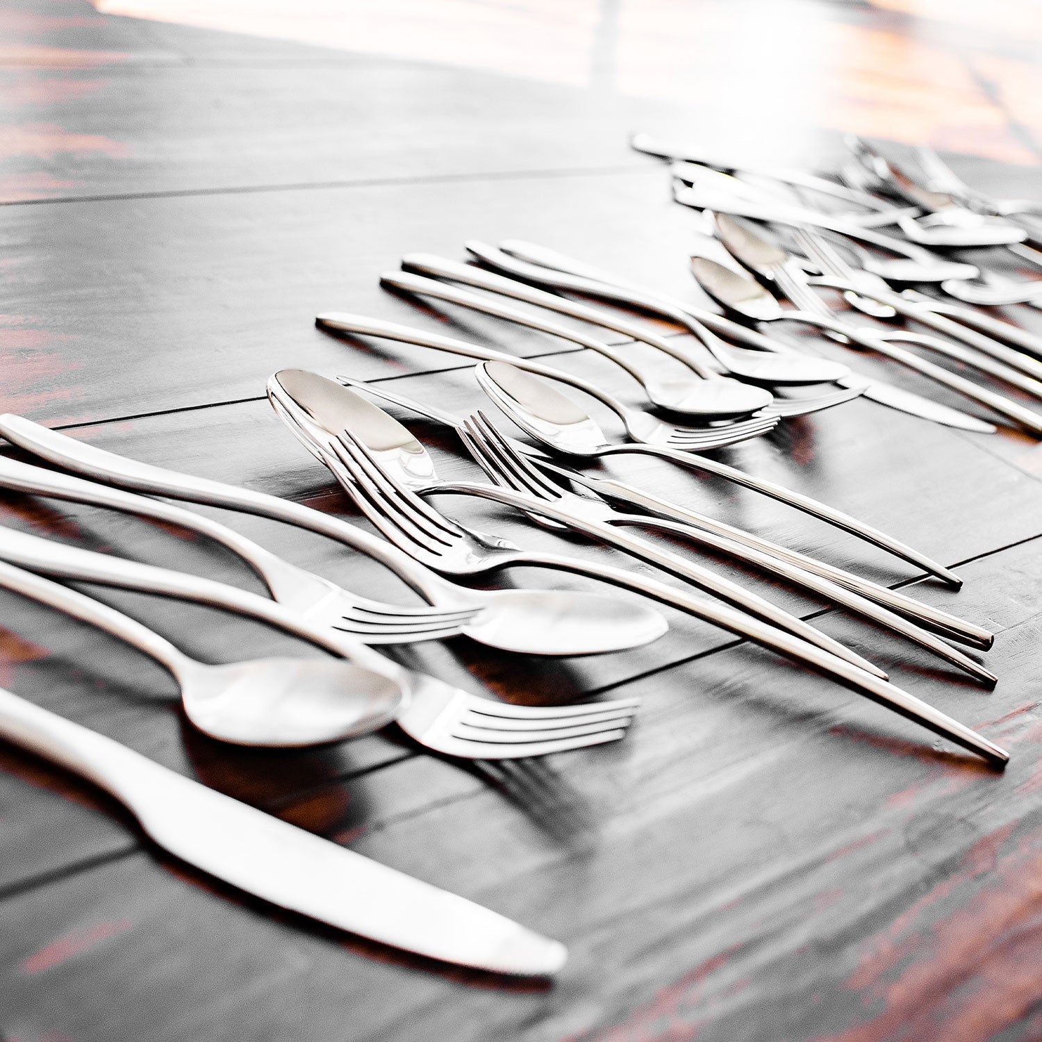 Lenox Premium Averie Satin 20-Piece Flatware Set - Image 5