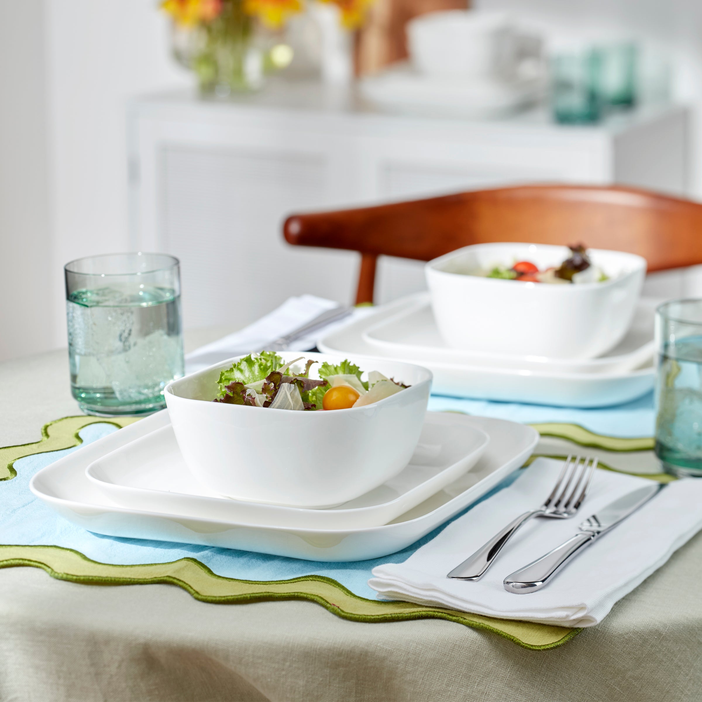Lenox Premium Studio 1414 Square 16-Piece Dinnerware Set - Image 4