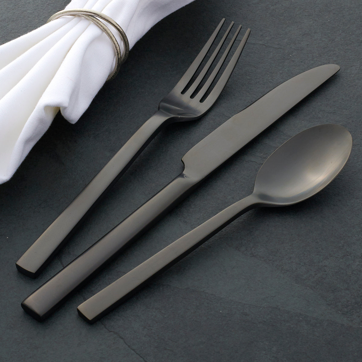 Lenox Premium Chefs Table Midnight Matte 20-Piece Flatware Set - Image 4