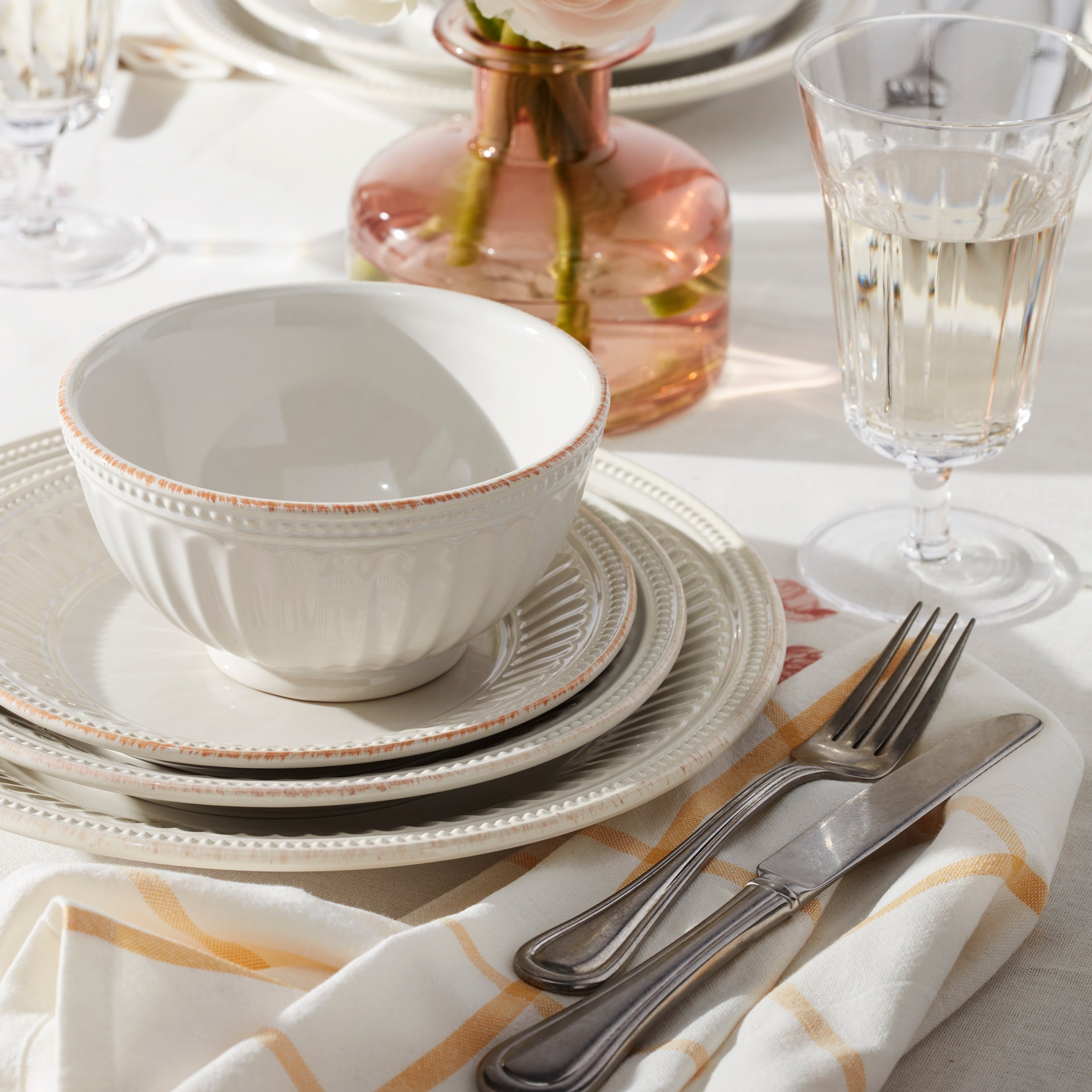 Lenox Premium French Perle Groove White 12-Piece Place Setting - Image 10