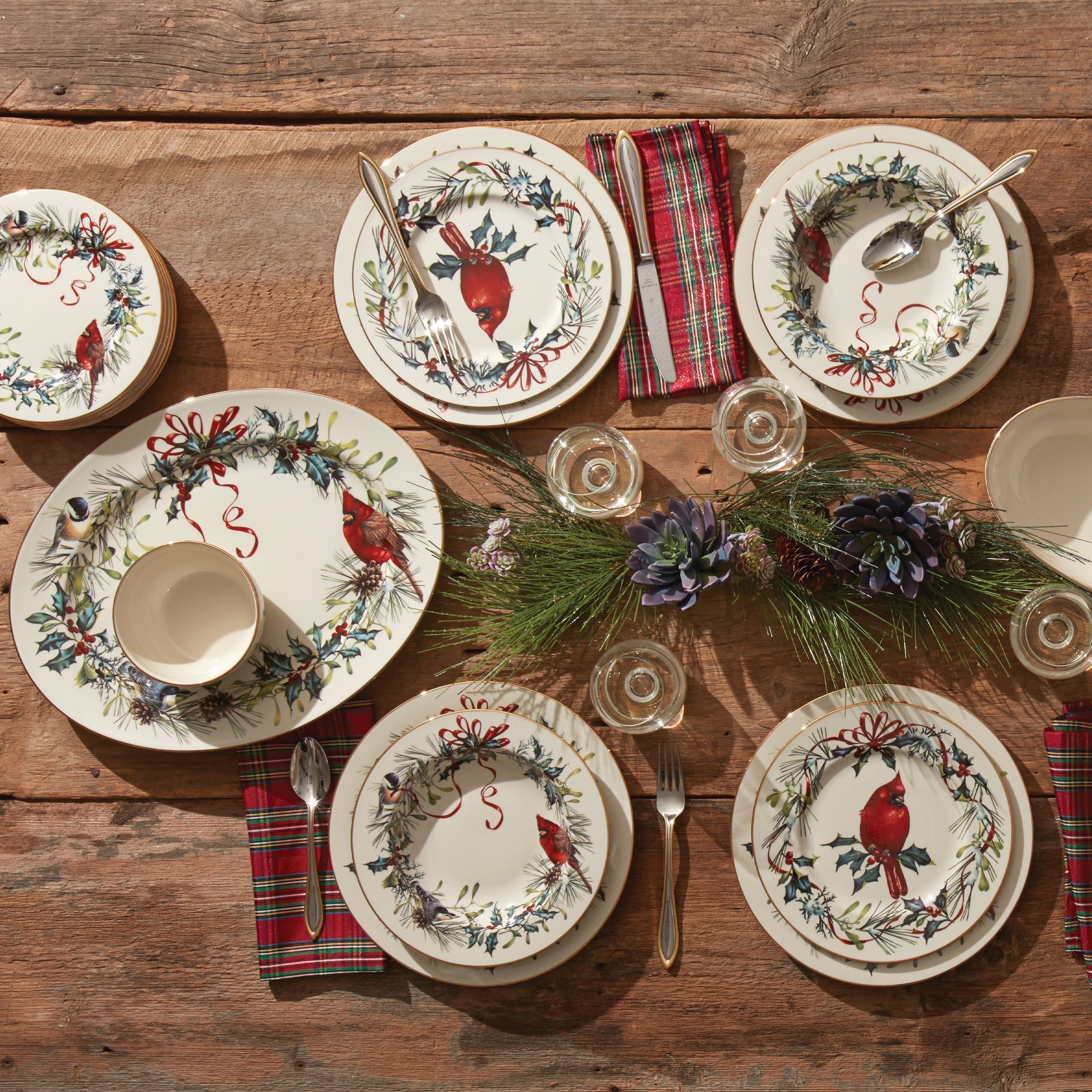 Lenox Premium Winter Greetings 5-Piece Place Setting - Image 6