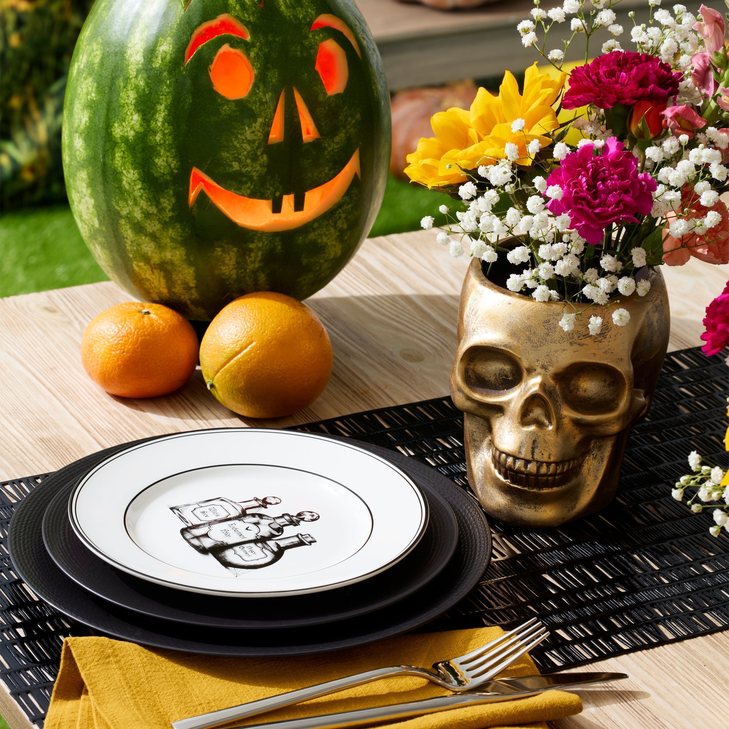 Lenox Premium Vintage Halloween Dessert Plates, Set of 4 - Image 3