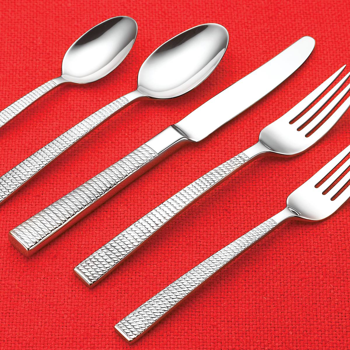Lenox Premium Wickford 5-Piece Place Setting - Image 5