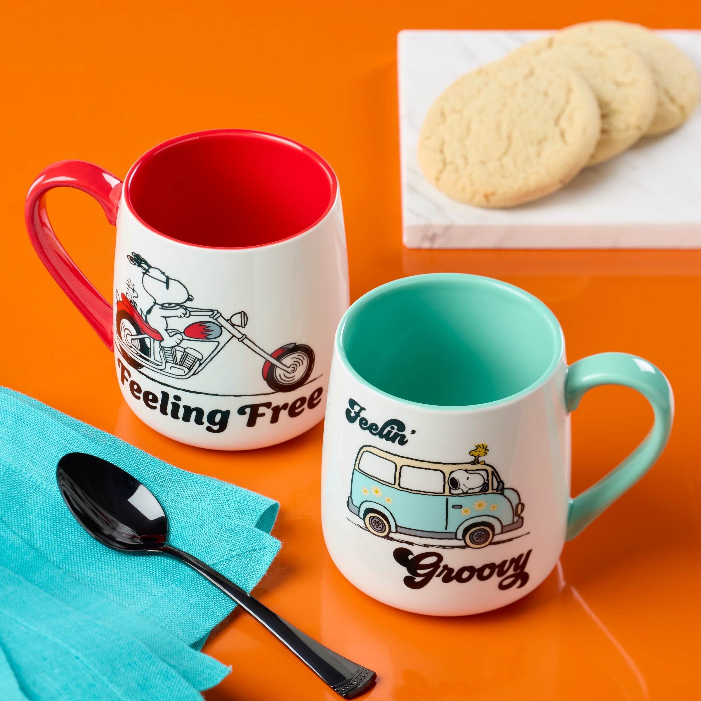 Lenox Premium Peanuts Mugs Groovy-Feeling Free, Set of 2 - Image 3