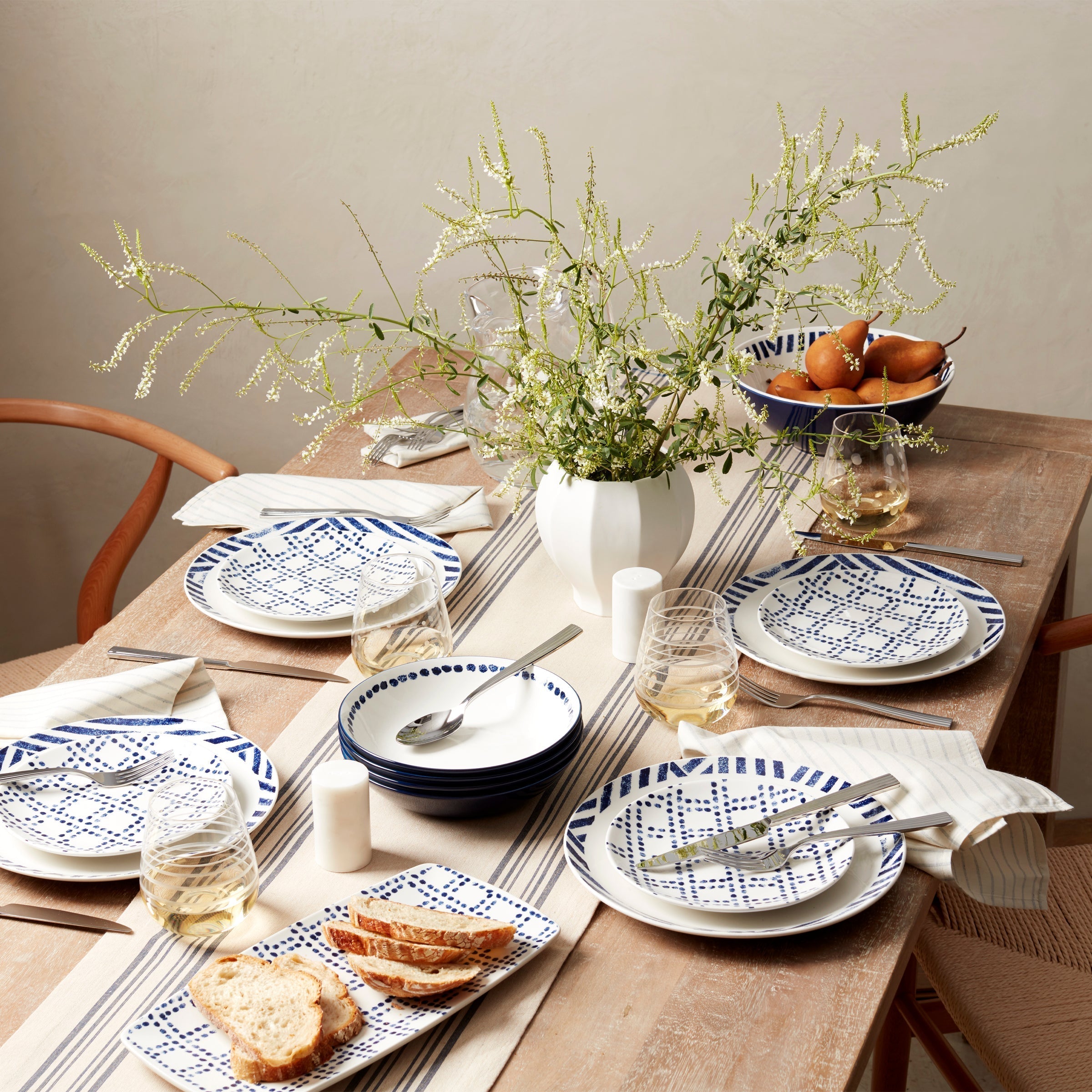 Lenox Premium Kennedy 20-Piece Flatware Set - Image 3