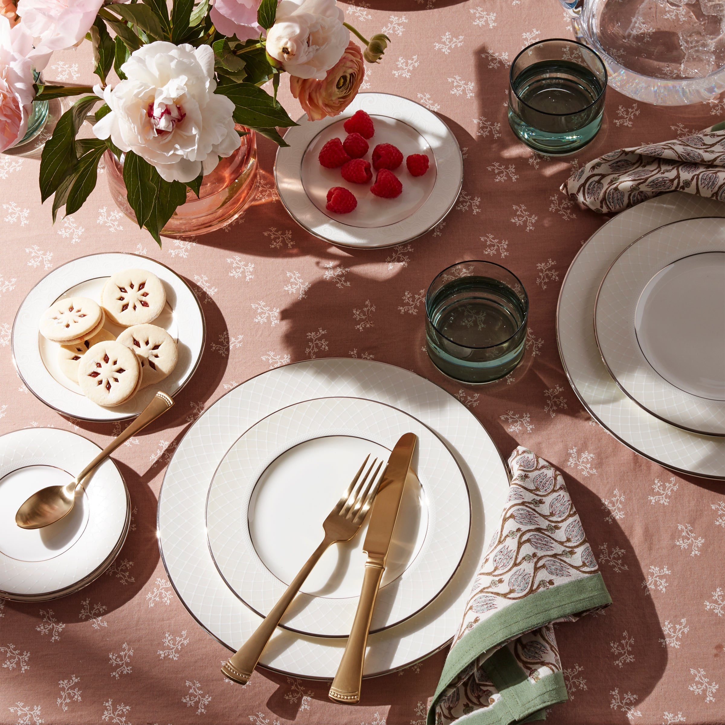 Lenox Premium Venetian Lace Bread Plate - Image 2