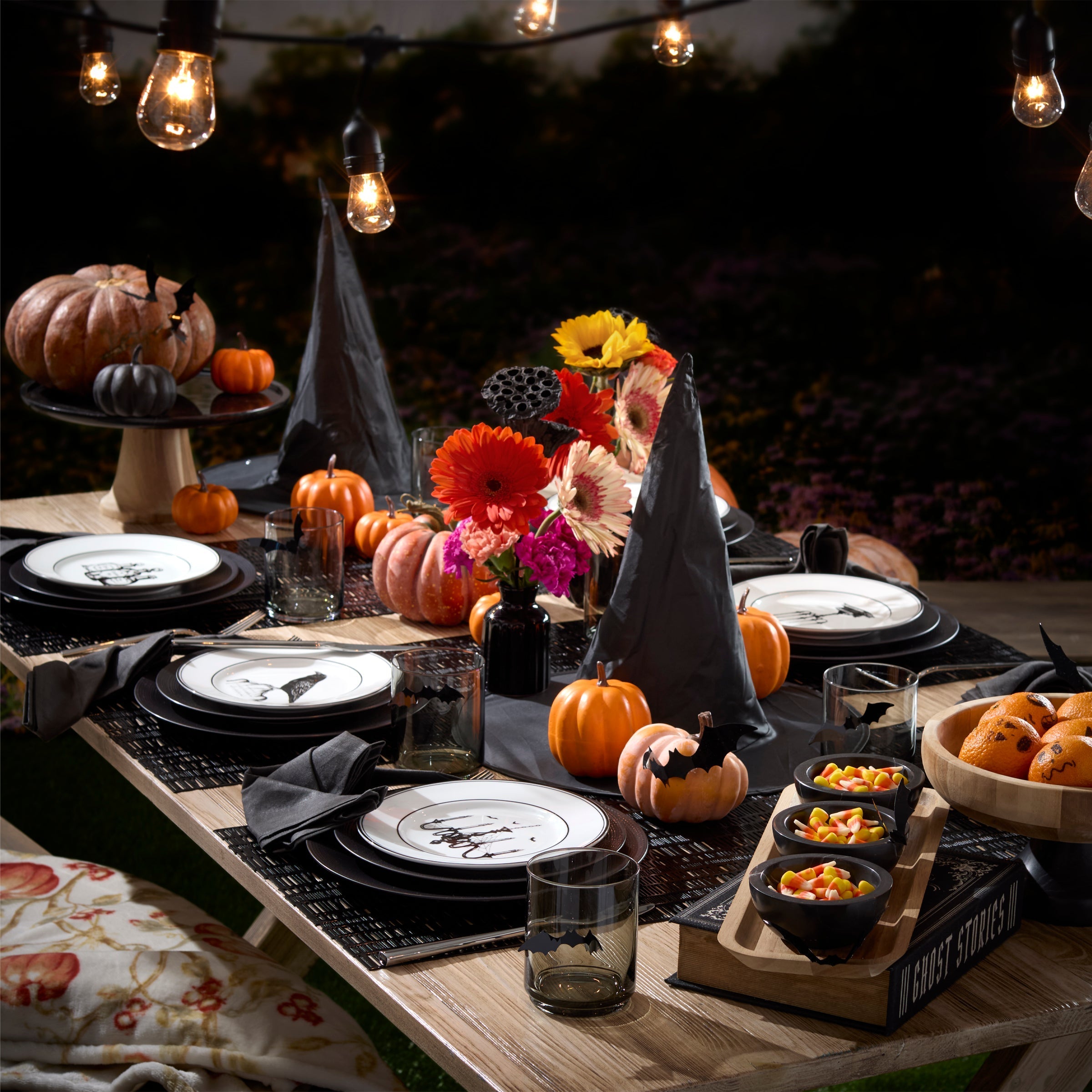 Lenox Premium Vintage Halloween Dessert Plates, Set of 4 - Image 5