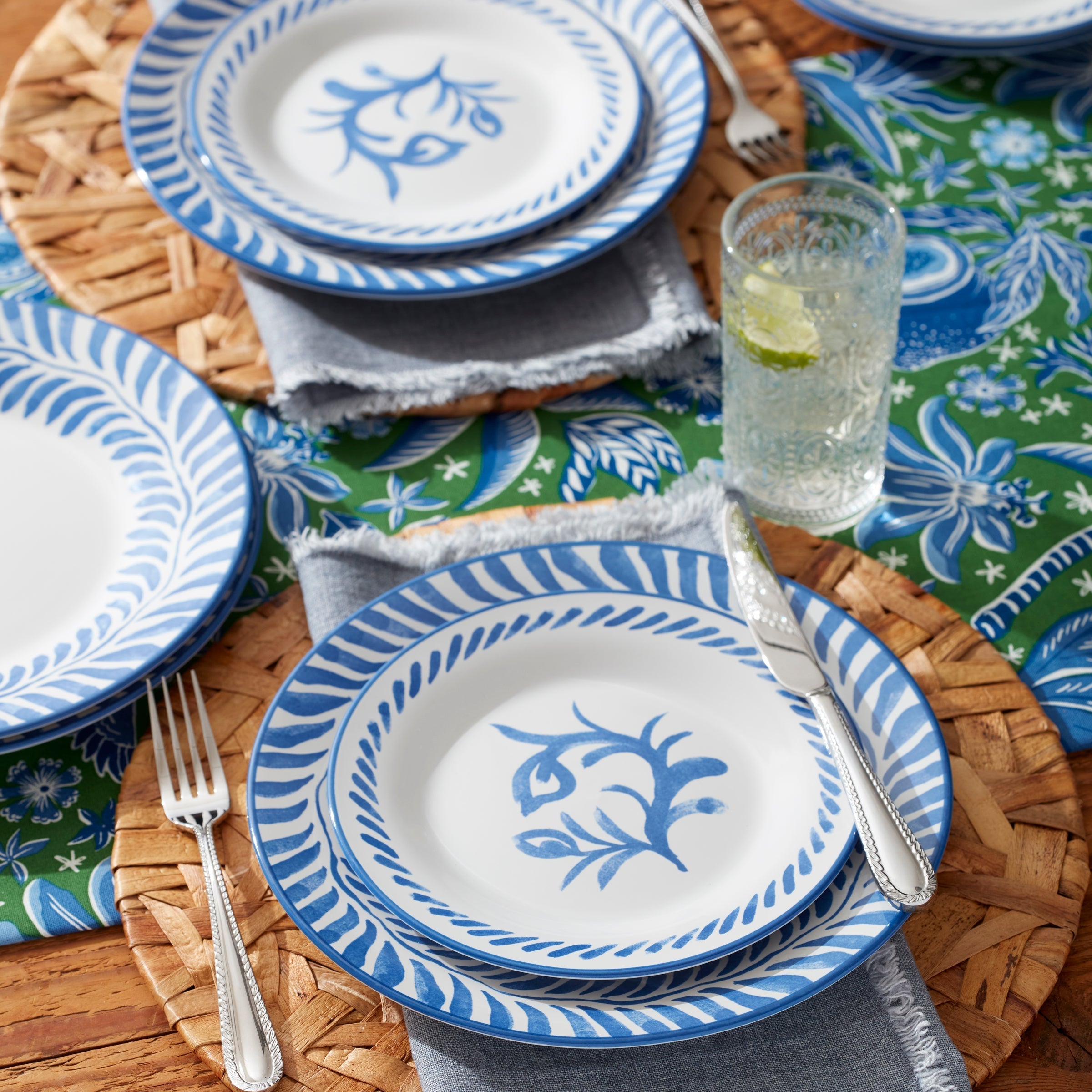 Lenox Premium Solear Blue 12-Piece Dinnerware Set - Image 3